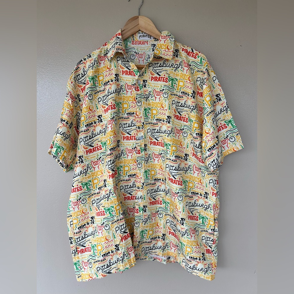 Pittsburgh Pirates Hawaiian Luau Shirt Size XL Limited Edition Promo Giveaway